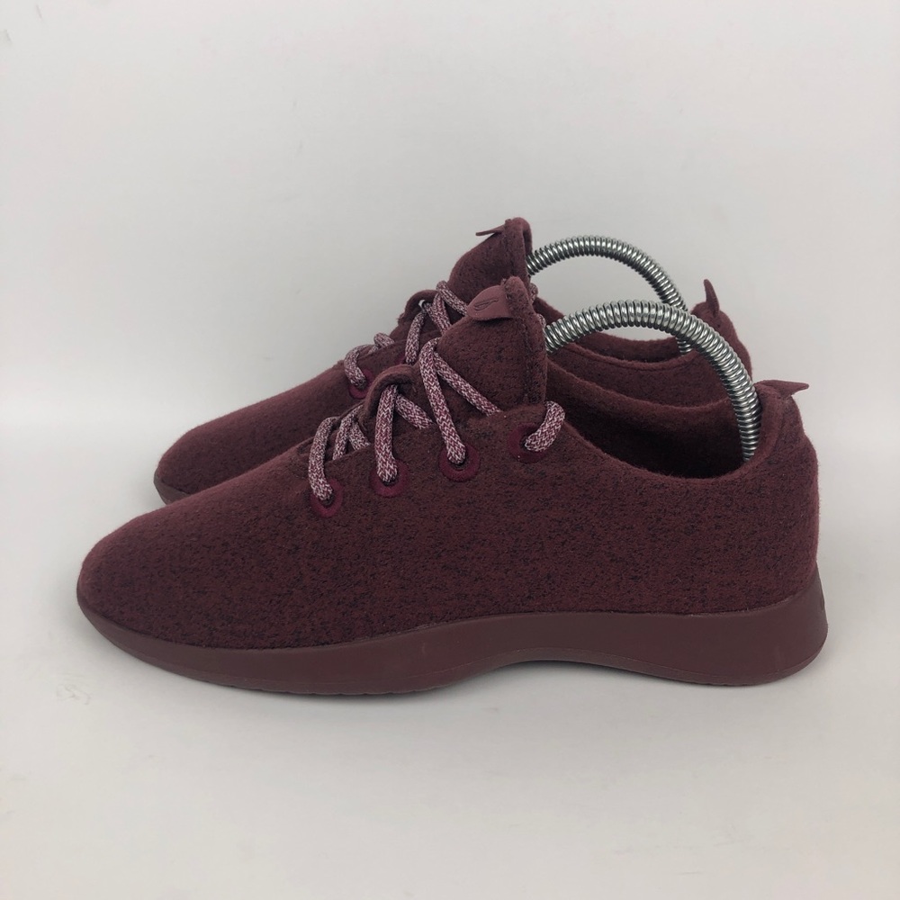 Allbirds Wool Runners Running Shoe Sneaker Womens Size 9 Burgundy Maroon Walking
